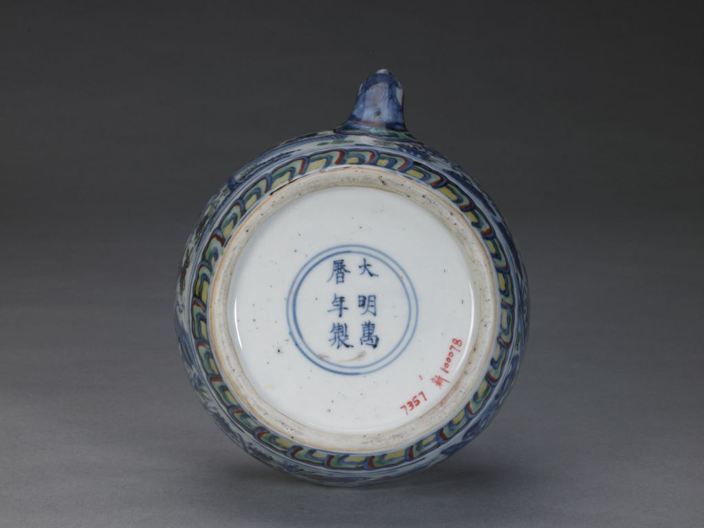 图片[2]-Five-coloured mandarin lotus carrying beam pot-China Archive